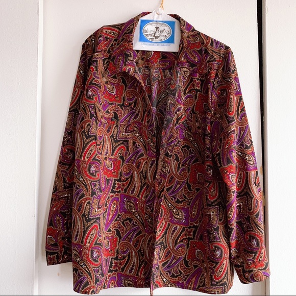 Vintage patterned button up blouse - Picture 6 of 7